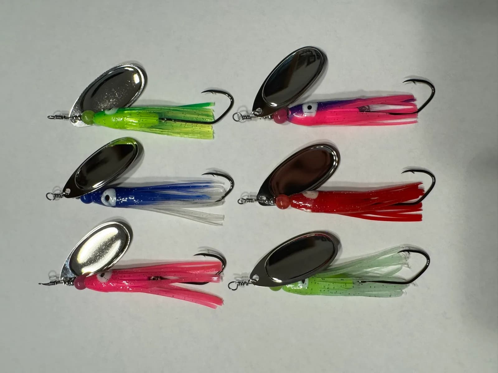 Various Colors 1 oz Salmon Inline Spinner